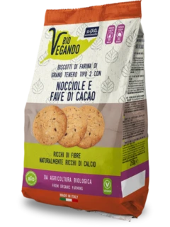 BISCOTTI CON NOCCIOLE E FAVE DI CACAO
